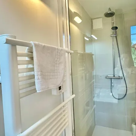 公寓 Pinede Vue Clim Jacuzzi *