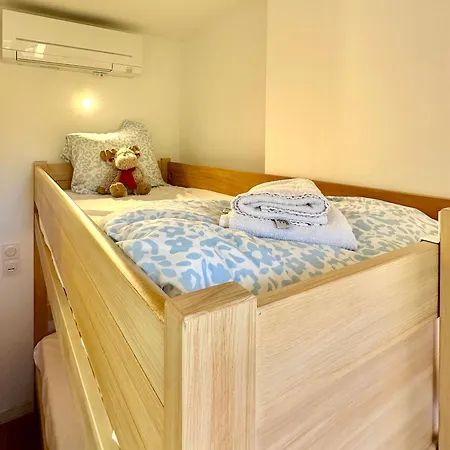 Apartamento Pinede Vue Mer, Piscine, Climatisation Hyères
