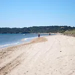 Pinede Vue Accés Direct à La De La Badine Clim Jacuzzi Piscine Hyères