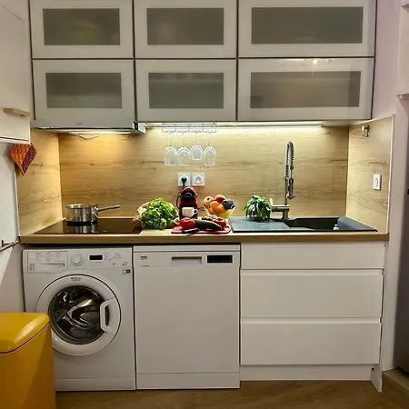 Pinede Vue Clim Jacuzzi *