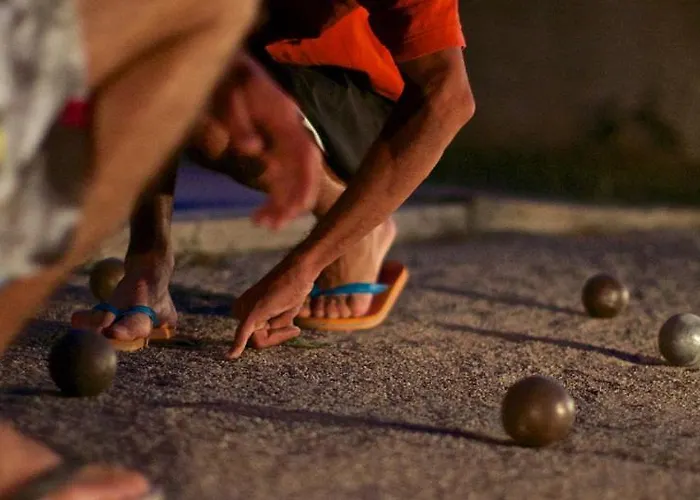 Lägenhet Pinede Vue Acces Direct A La De La Badine Clim Jacuzzi Piscine Hyères